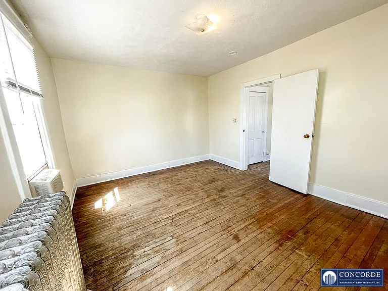1113 H St #C3 — Photo 1
