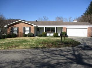 36 Ainswood Ave, Wheeling, WV 26003