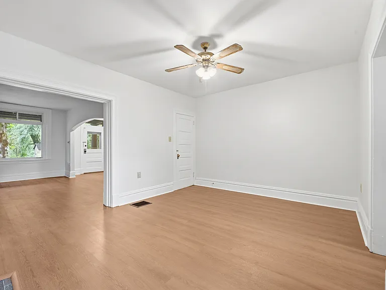 3466 Perrysville Ave — Photo 7