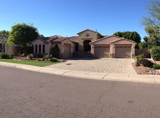 1326 E Catamaran Dr, Gilbert, AZ 85234