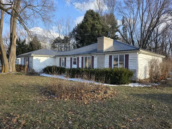 515 W Burr Oak St, Centreville, MI 49032