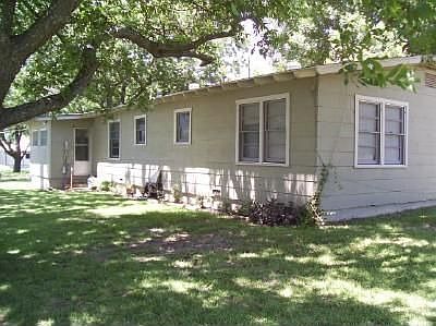 1st image of 306 N Park Hill Dr