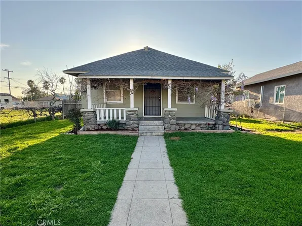 220 S Orange Ave, Rialto, CA 92376