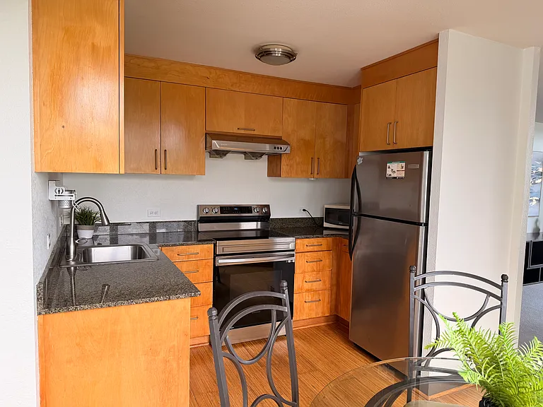 111 SW Harrison St #7H — Photo 10