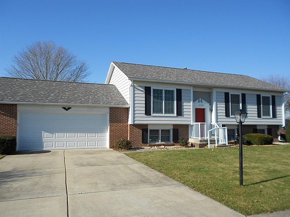 4th image of 1150 Rosewood Dr