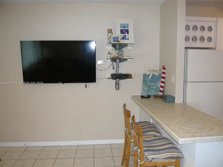 3300 N Surf Rd #9A — Photo 7