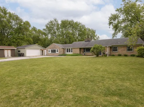13715 W Cardinal PARKWAY, New Berlin, WI 53151