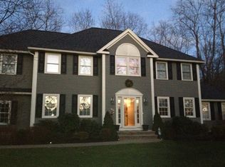 1 Meeting Place Cir, Beverly, MA 01915