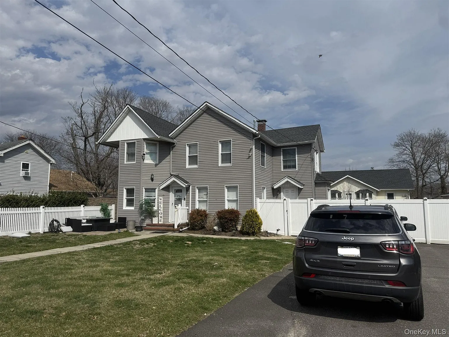 3 bed, 1.0 bath, 1400 sqft, $3,500 — Photo 2