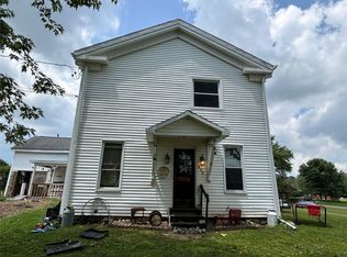 438 Circuit St, Waterford, PA 16441