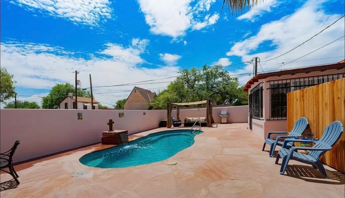 4 bed, 1832 sqft, $1,300 — Photo 2