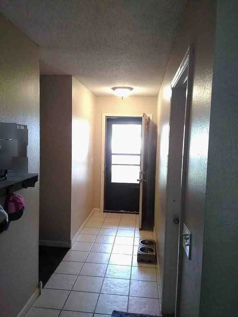 3 bed, 1.5 bath, 1263 sqft, $2,000 — Photo 2