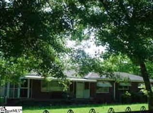 461 N Rutherford Rd, Greer, SC 29651