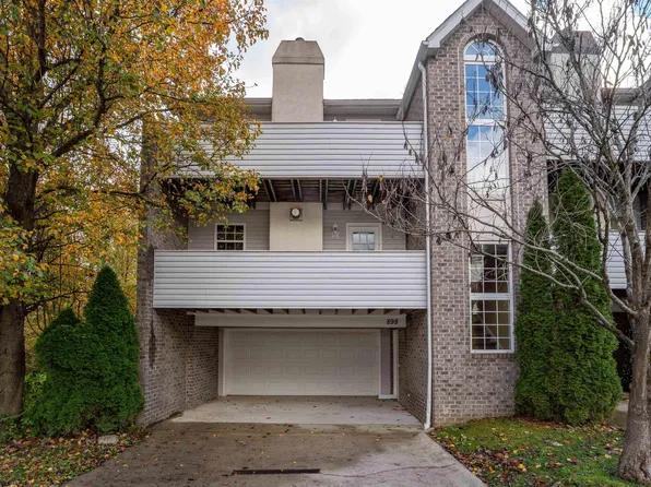 898 Ashton Pl, Morgantown, WV 26508