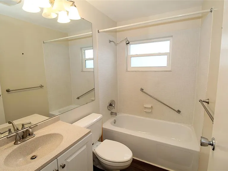 2202 Clubhouse Dr #185 — Photo 11