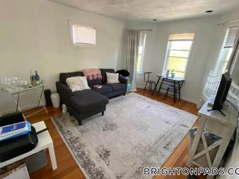 34 Union St #1 — Photo 1