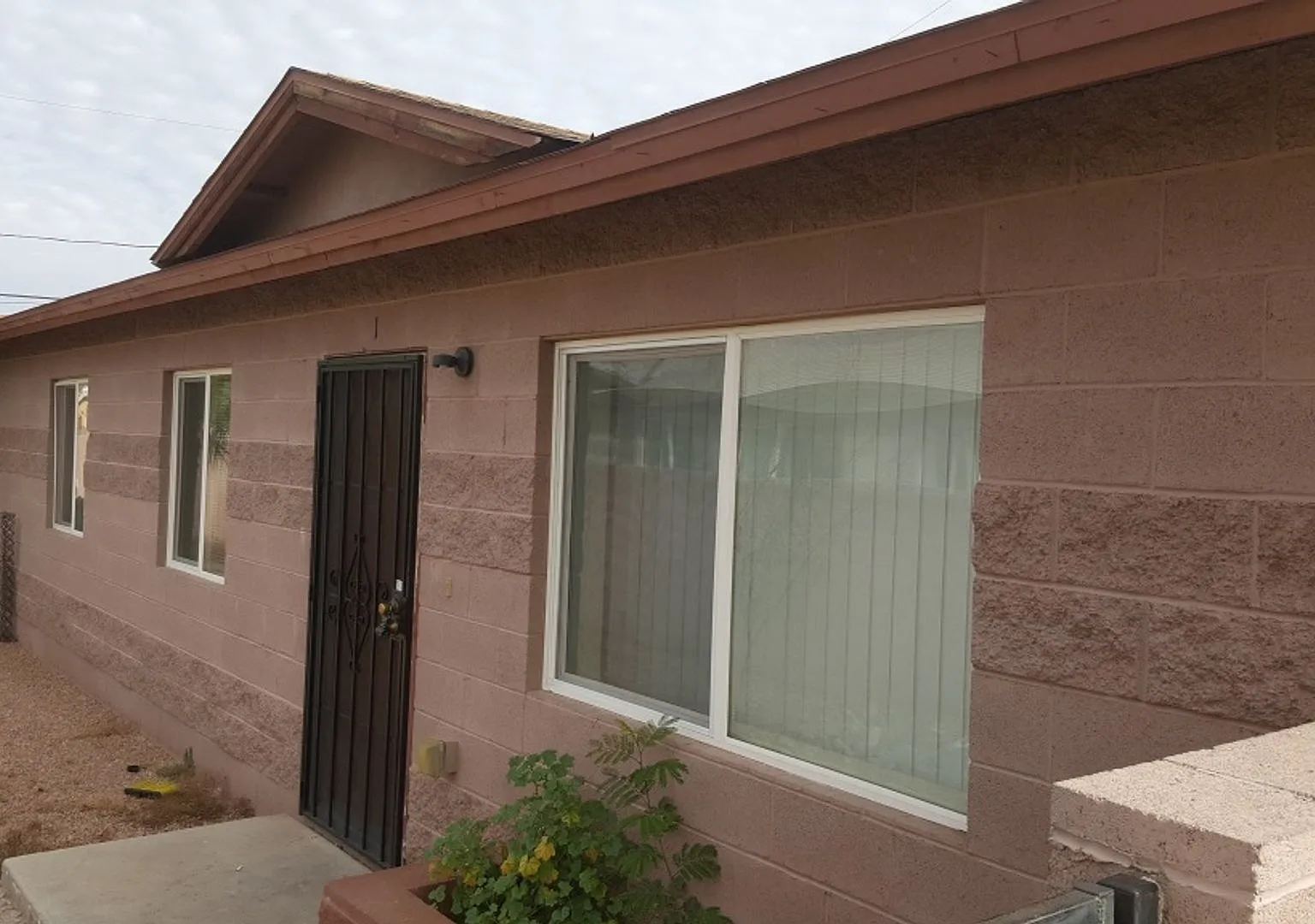 2602 E. Southgate Ave. — Photo 1