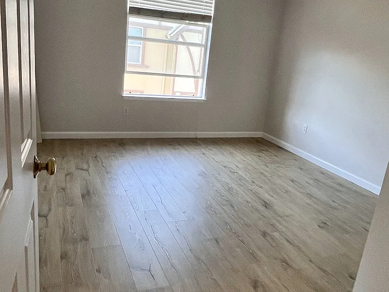 2364 Millstream Ln — Photo 28