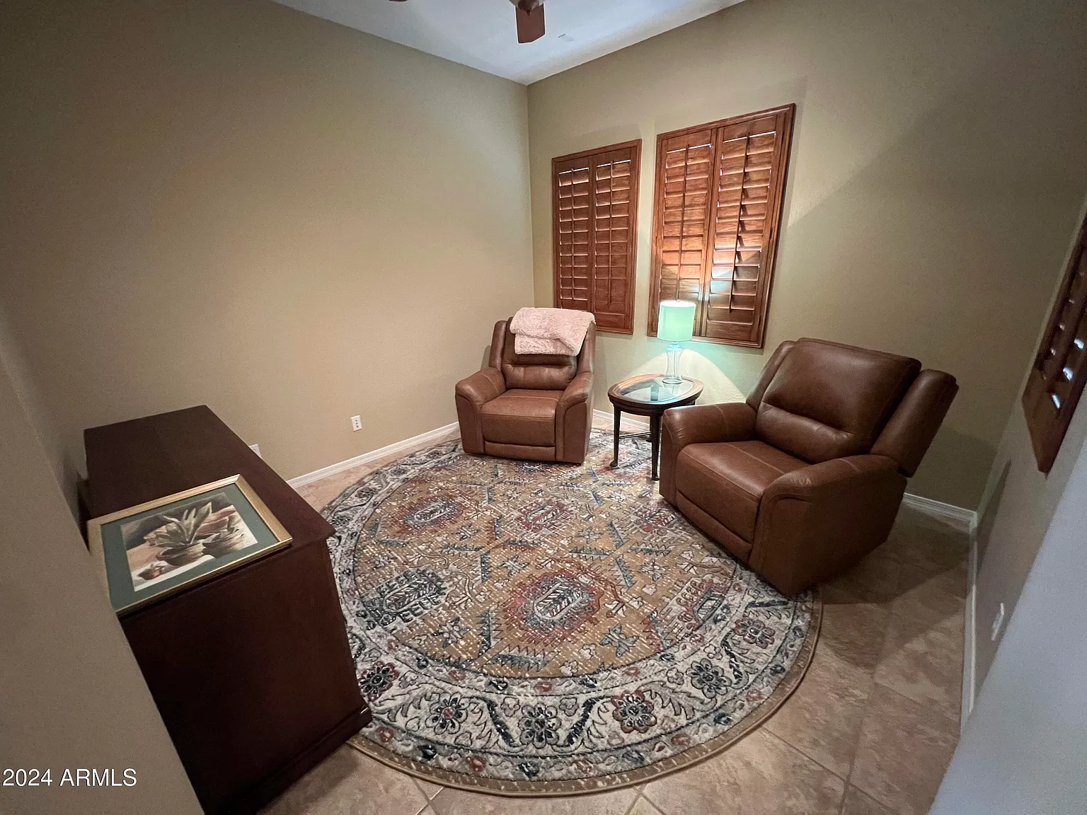 2 bed, 2.5 bath, 2840 sqft, $5,800 — Photo 3