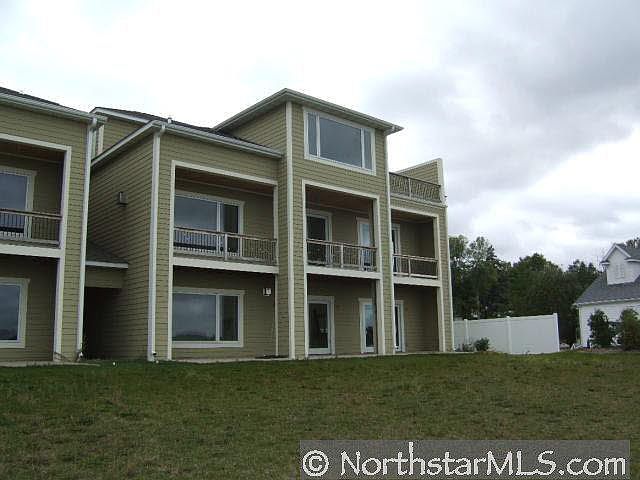 2nd image of 322 E Lake Street E