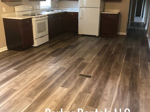 Living room/kitchen area