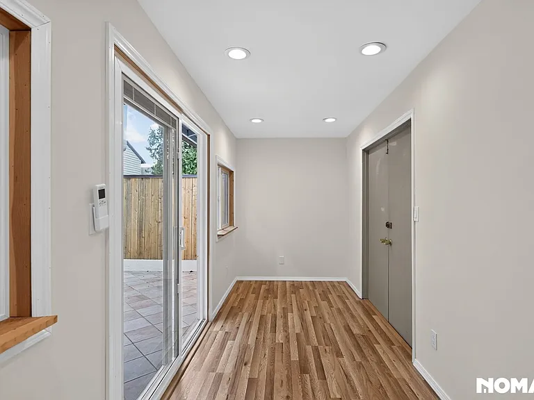 1035 156th Ave NE #24 — Photo 31