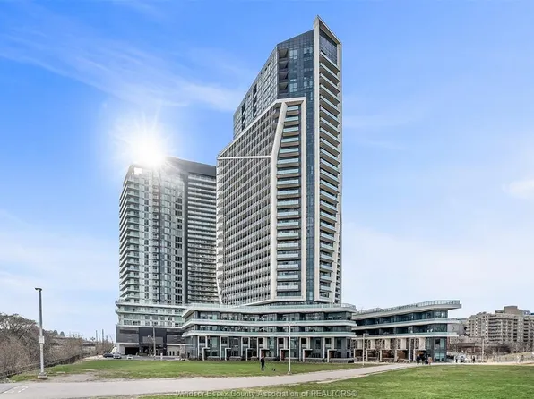 30 Ordnance St, Toronto, ON