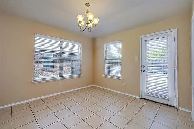 136 Meadow Crest Dr — Photo 24