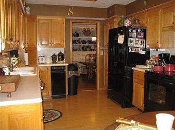 4th image of 26 Dalton Dr