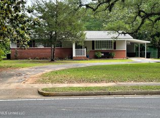 736 Mill St, Lucedale, MS 39452