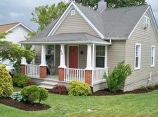 910 5th St, Radford, VA 24141