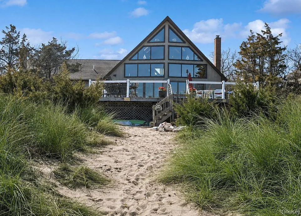 171 Harbor Beach Rd