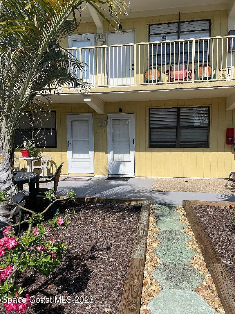 1 bed, 1.0 bath, 526 sqft, $1,300 — Photo 1