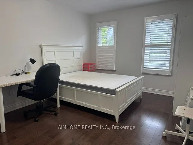 2 bed, $1,100 — Photo 4