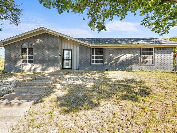 3rd image of 6606 Coleshire Dr
