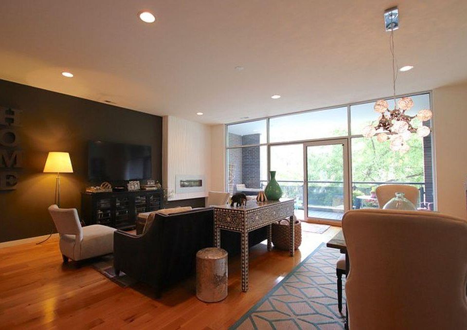 1st image of 839 N California Ave APT 2