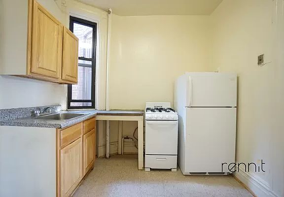 5th image of 5 Spencer Ct #C2