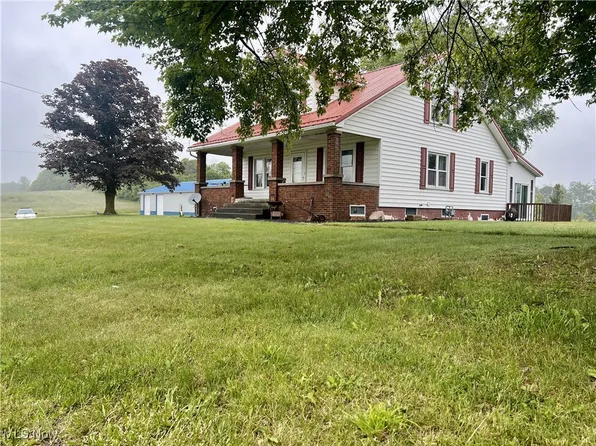 7084 Germano Rd SE, Carrollton, OH 44615