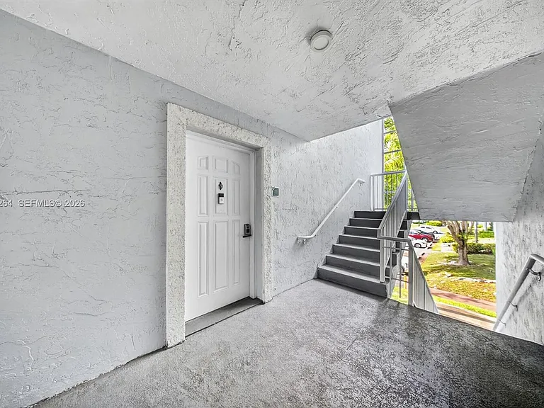 8540 SW 212th St #202 — Photo 33