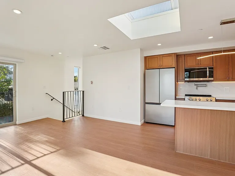 6162 Oak Crest Way — Photo 27