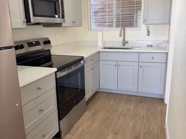 4633 E Caballero St APT 2, Mesa, AZ 85205