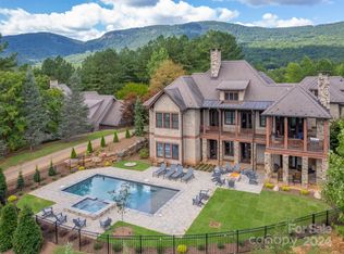 597 Chestertown Dr, Mill Spring, NC 28756