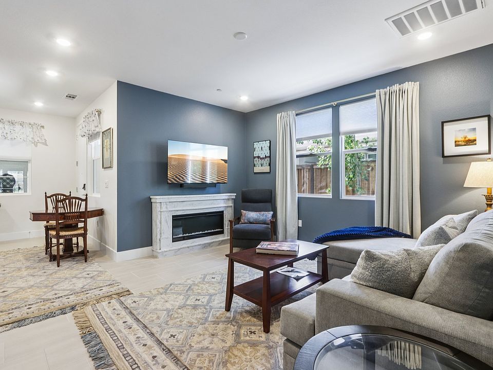 Great room; dining nook