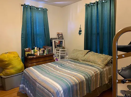 Rented by Voro, LLC | media 12