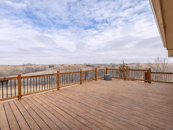 3rd image of 18231 Weber Rd