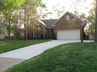 9127 Arbor Glen Ln, Charlotte, NC 28210