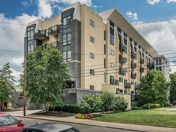2nd image of 1101 18th Ave S APT 506