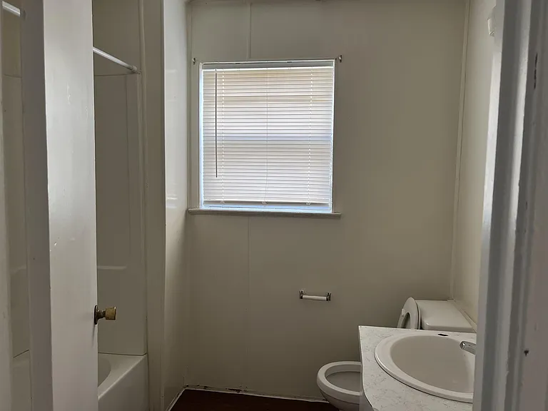905 Sissom Rd #1 — Photo 6