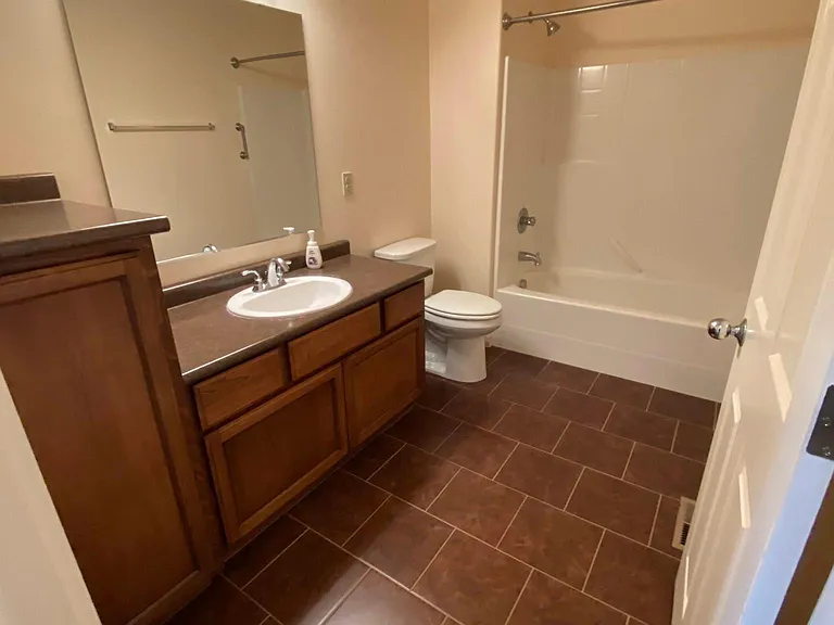 1648 S Beaumont Dr — Photo 15