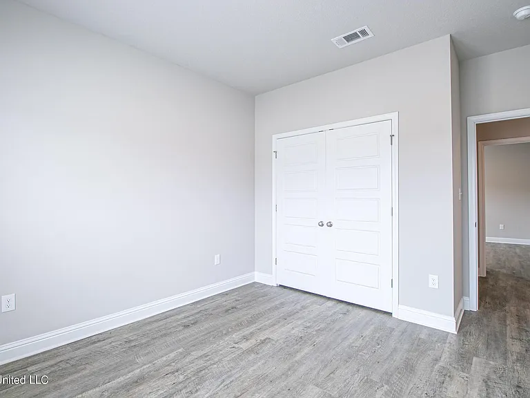 5209 Fairbury Way — Photo 12